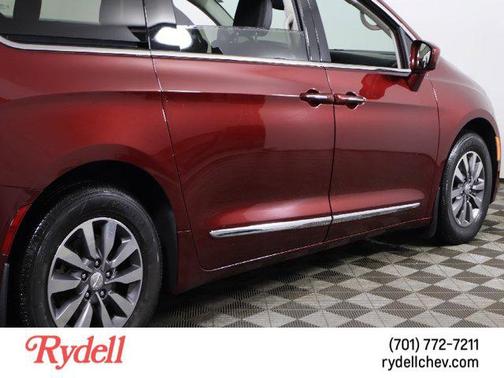 2020 Chrysler Pacifica Touring-L Plus