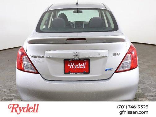 2013 Nissan Versa 1.6 S