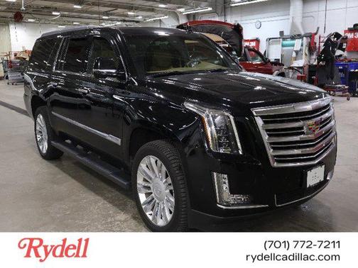 2017 Cadillac Escalade ESV Platinum