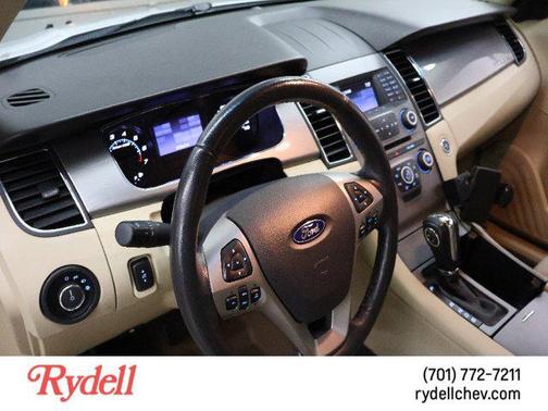 2017 Ford Taurus SEL