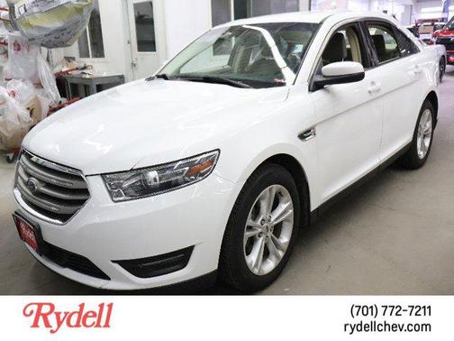 2017 Ford Taurus SEL