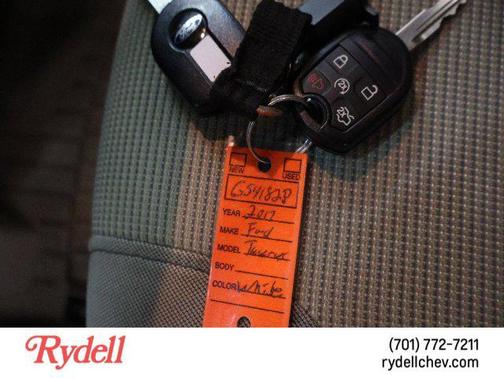 2017 Ford Taurus SEL