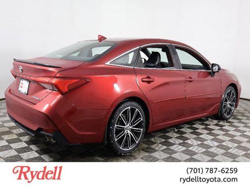 2022 Toyota Avalon Touring