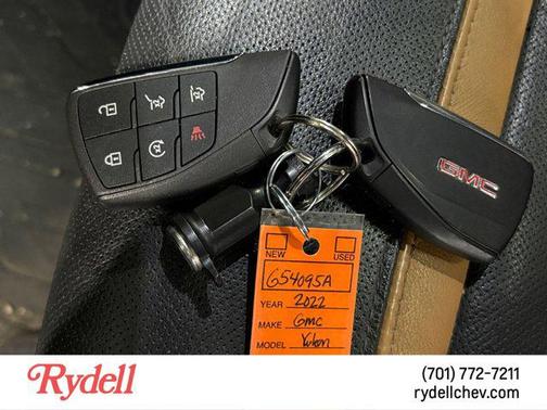 2022 GMC Yukon 4WD AT4