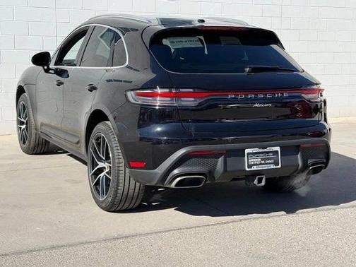 2024 Porsche Macan 