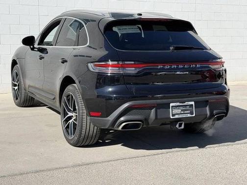 2024 Porsche Macan 