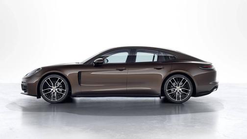 2021 Porsche Panamera 