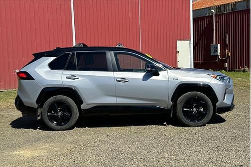 2021 Toyota RAV4 Hybrid SE