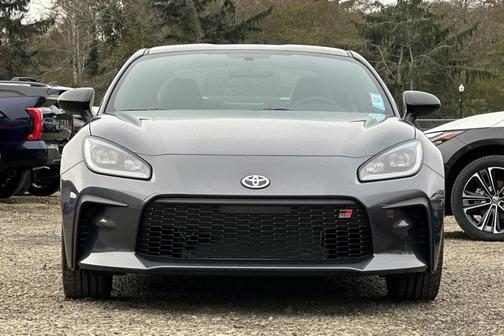 2025 Toyota GR86 Premium