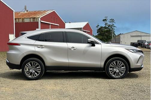 2023 Toyota Venza LE