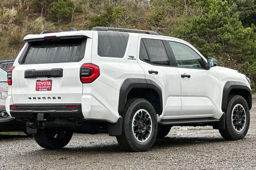 2025 Toyota 4Runner TRD Off Road