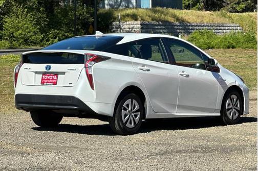 2016 Toyota Prius Two Eco