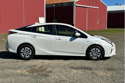 2016 Toyota Prius Two Eco