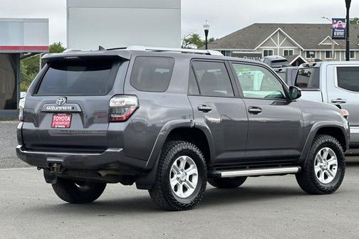 Magnetic Gray Metallic 2014 Toyota 4Runner SR5