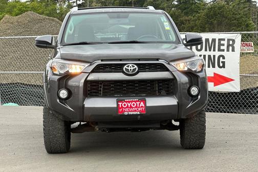 Magnetic Gray Metallic 2014 Toyota 4Runner SR5
