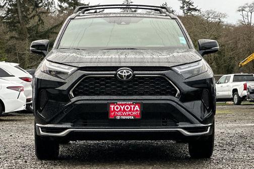 2025 Toyota RAV4 Hybrid SE