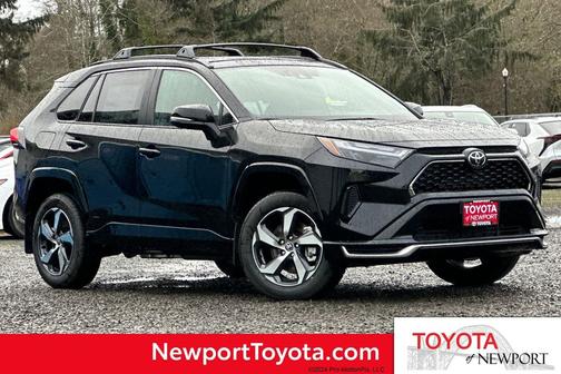 2025 Toyota RAV4 Hybrid SE