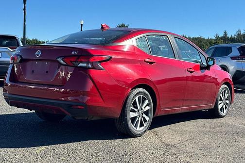 2021 Nissan Versa 1.6 SV