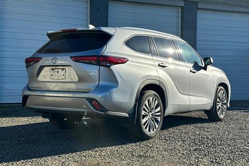 2020 Toyota Highlander Platinum