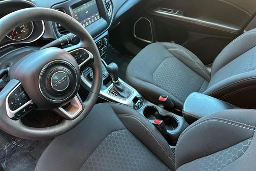2020 Jeep Compass Sport