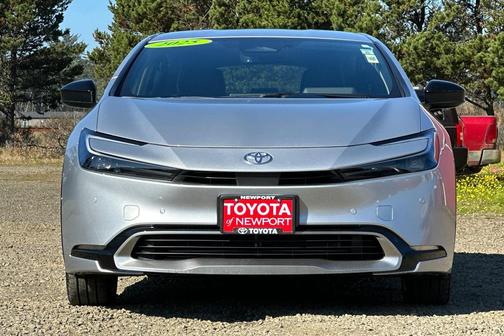 2025 Toyota Prius Plug-In Hybrid XSE Premium