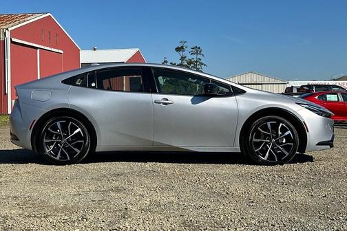 2025 Toyota Prius Plug-In Hybrid XSE Premium
