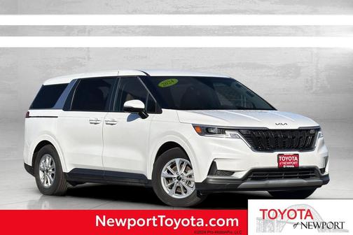 2024 Kia Carnival LX