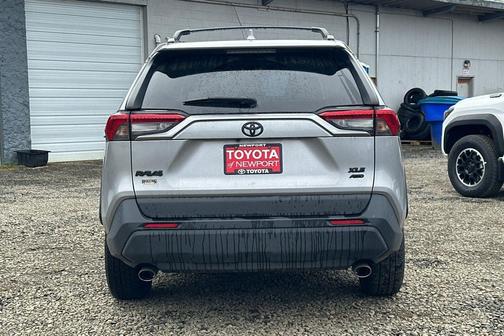 Silver Sky Metallic 2021 Toyota RAV4 XLE