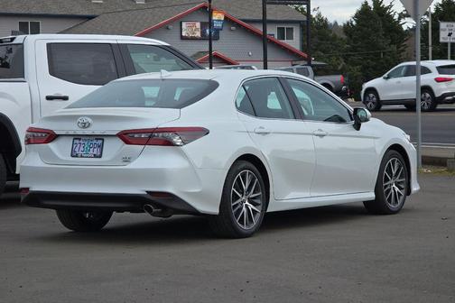 2024 Toyota Camry XLE