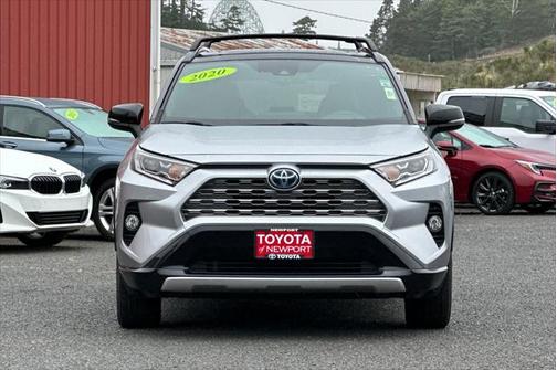2020 Toyota RAV4 Hybrid SE