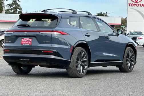 2025 Toyota Crown Signia Limited