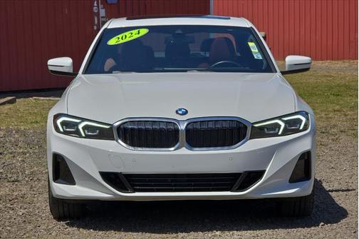 2024 BMW 330 i xDrive