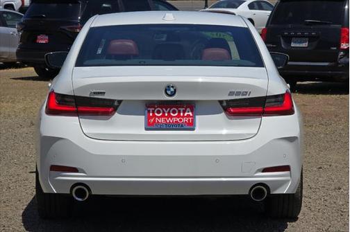 2024 BMW 330 i xDrive