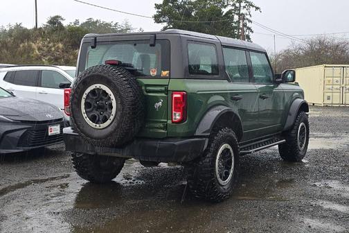 2022 Ford Bronco Base