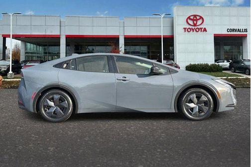 2024 Toyota Prius XLE