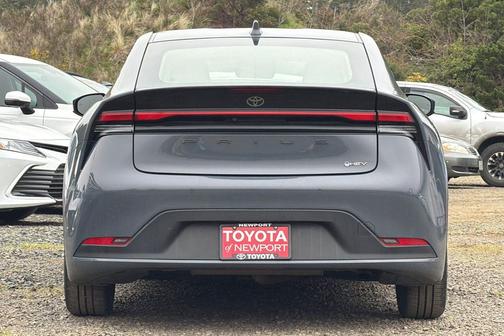 2024 Toyota Prius XLE