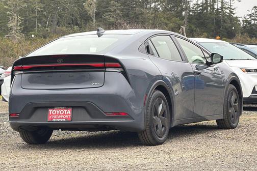 2024 Toyota Prius XLE