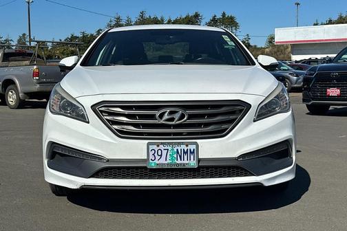 2017 Hyundai SONATA Sport 2.0T