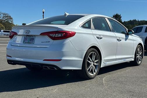 2017 Hyundai SONATA Sport 2.0T