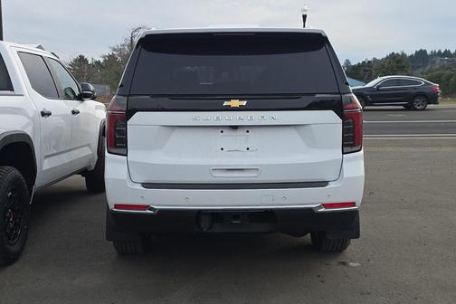 2025 Chevrolet Suburban LS