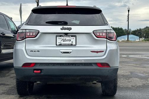 2024 Jeep Compass Trailhawk