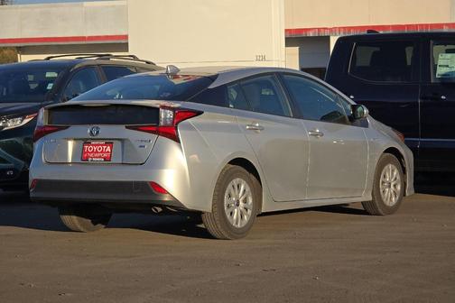 2022 Toyota Prius L