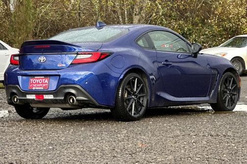 2024 Toyota GR86 Premium
