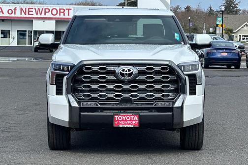 2025 Toyota Tundra Hybrid Platinum