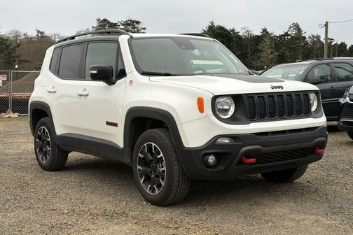 2023 Jeep Renegade Trailhawk