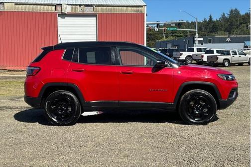 2023 Jeep Compass Trailhawk