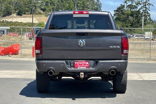 Granite Crystal Metallic Clearcoat 2014 RAM 1500 Sport