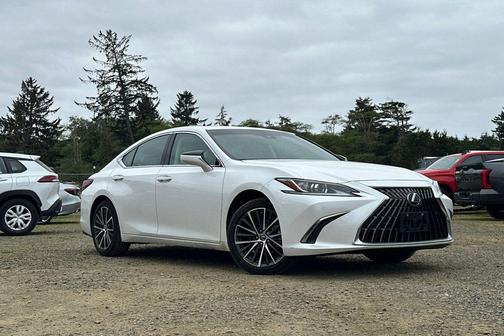 White Pearl 2025 Lexus ES 350 Base