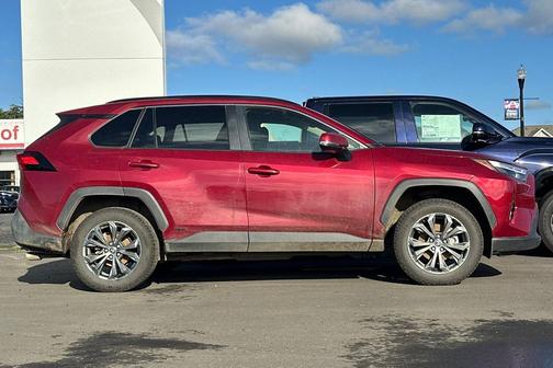 2022 Toyota RAV4 Hybrid XLE Premium