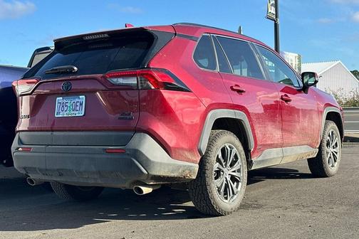 2022 Toyota RAV4 Hybrid XLE Premium